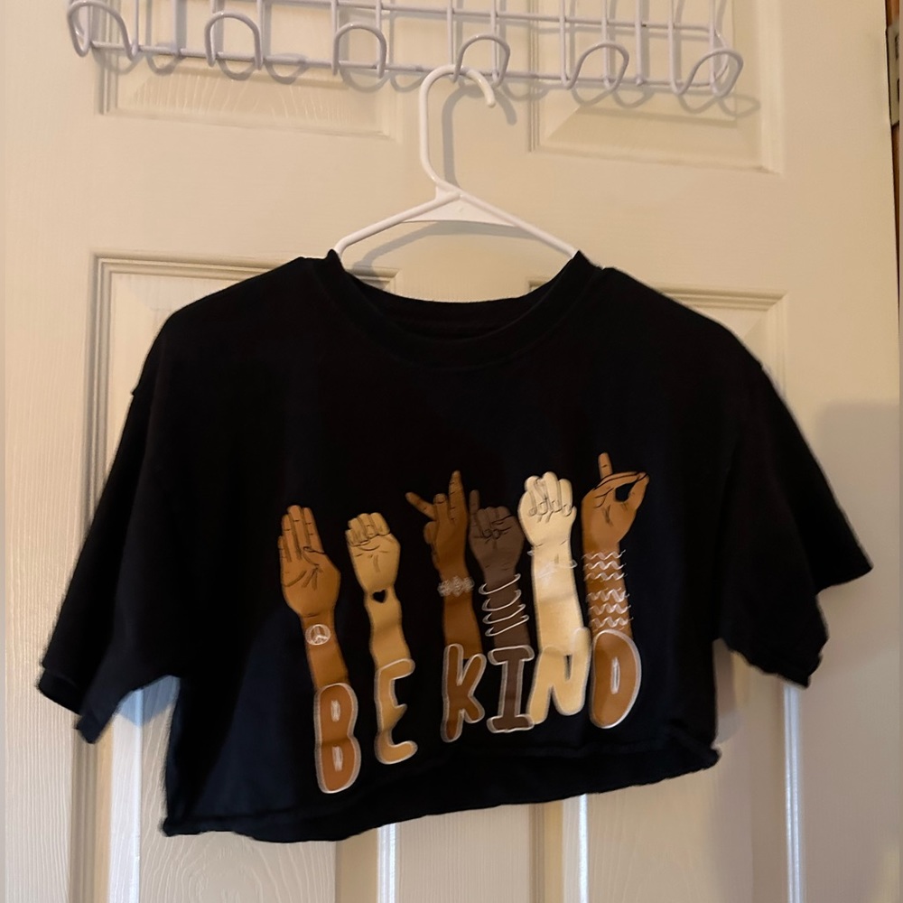 Be kind crop top